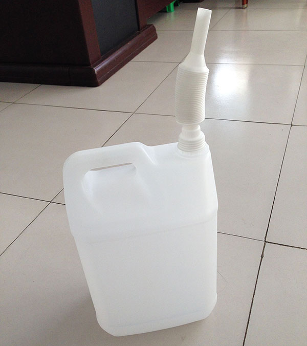 10升車（chē）用尿素溶液（yè）桶（tǒng）